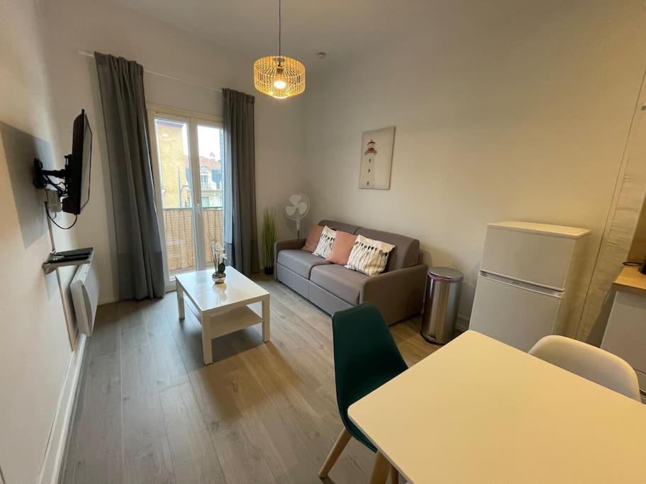 Cosy T3 Proche Gare Et Polygone Apartment Beziers Luaran gambar